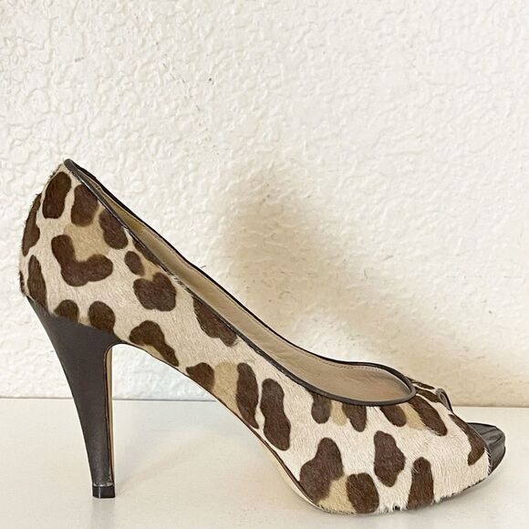 Vintage Barneys New York heels textured leopard print pee toe pumps. 38 - Picture 1 of 12